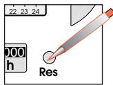 FLASH THERMO DIGI 2 HF - Inserting or re-inserting the batteries - 1