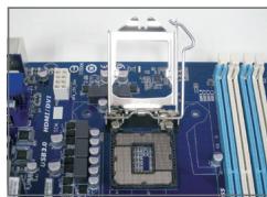 GIGABYTE GA-8IG1000-L - Intel CPUの取付付 (マズーネトにCPUが組みてる場合、その状態をスイフとくだい) - 1