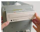 GIGABYTE GA-8IG1000-L - y j - 1