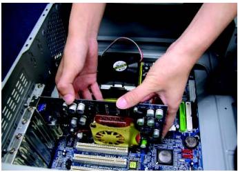 GIGABYTE GV-N57128D - To install your graphics accelerator card: - 4