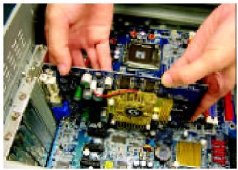 GIGABYTE GV-NX53128D - To install your graphics accelerator card: - 4