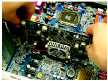 GIGABYTE GV-NX53128D - To install your graphics accelerator card: - 3