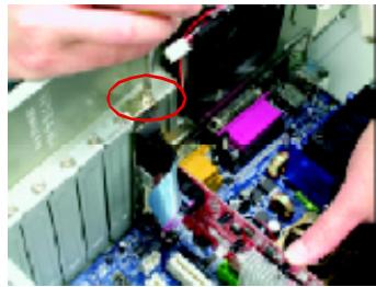GIGABYTE GV-R9000 PRO II - To install your graphics accelerator card: - 5