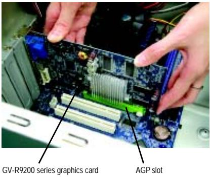 GIGABYTE GV-R9264D - To install your graphics accelerator card: - 4