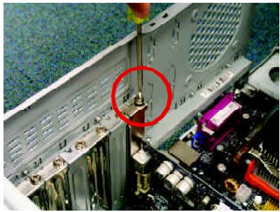 GIGABYTE GV-R96S128D - To install your graphics accelerator card: - 5