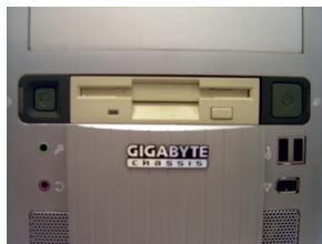 GIGABYTE POSEIDON - Installation of 3.5" Front Device Bay - 3
