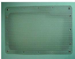 GIGABYTE POSEIDON - 1-2-1 To replace the See-through side panel: - 3