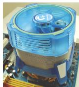 GIGABYTE GA-8SIMLHP-TW - C.散热风扇的安装 - 1