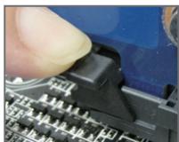 GIGABYTE GA-F2A85XN-WIFI - 1-5 Installing an Expansion Card - 5