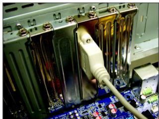 GIGABYTE GA-MA790FX-DS5 - Installing the S/PDIF In Cable: - 2