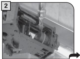 SAECO TALEA TOUCH PLUS - CLEANING THE BREW GROUP - 2