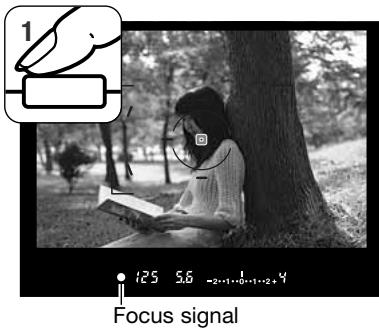 KONICA MINOLTA DYNAX 5D - FOCUS LOCK - 1