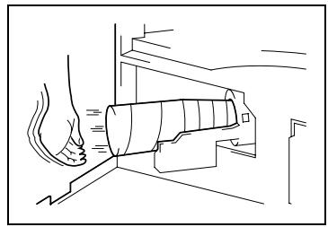 KONICA MINOLTA 7216 - To replace the toner bottle - 4