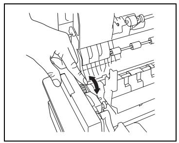 KONICA MINOLTA 7216 - To clear a misfeed in the RADF (DF-321) - 4