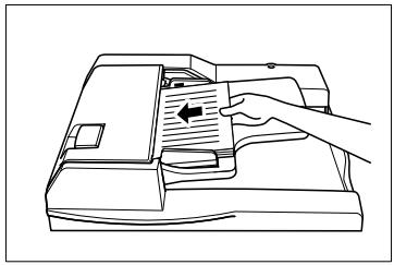 KONICA MINOLTA DI551 - Placer les originaux de même taille dans l'EDH - 1