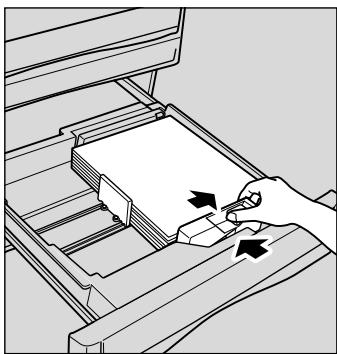 KONICA MINOLTA 7040 - Loading paper into the service-fixed tray - 3