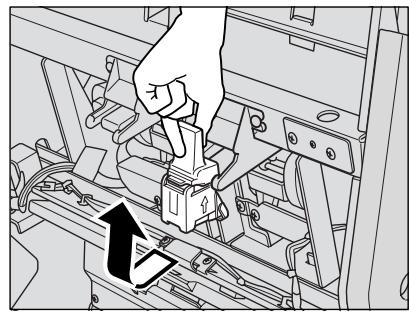KONICA MINOLTA 7255 - Pull up the cartridge housing, then remove it while sliding it along the stapler rail. - 2