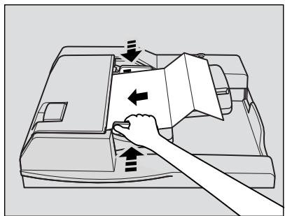 KONICA MINOLTA 7255 - Adjust paper guides. - 1