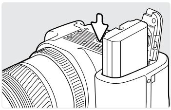 KONICA MINOLTA DIMAGE A200 - INSTALLING AND CHANGING THE BATTERY - 2