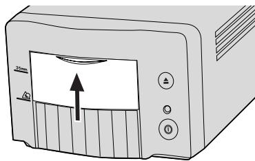 KONICA MINOLTA DIMAGE SCAN DUAL III - Ejecting a film holder - 2