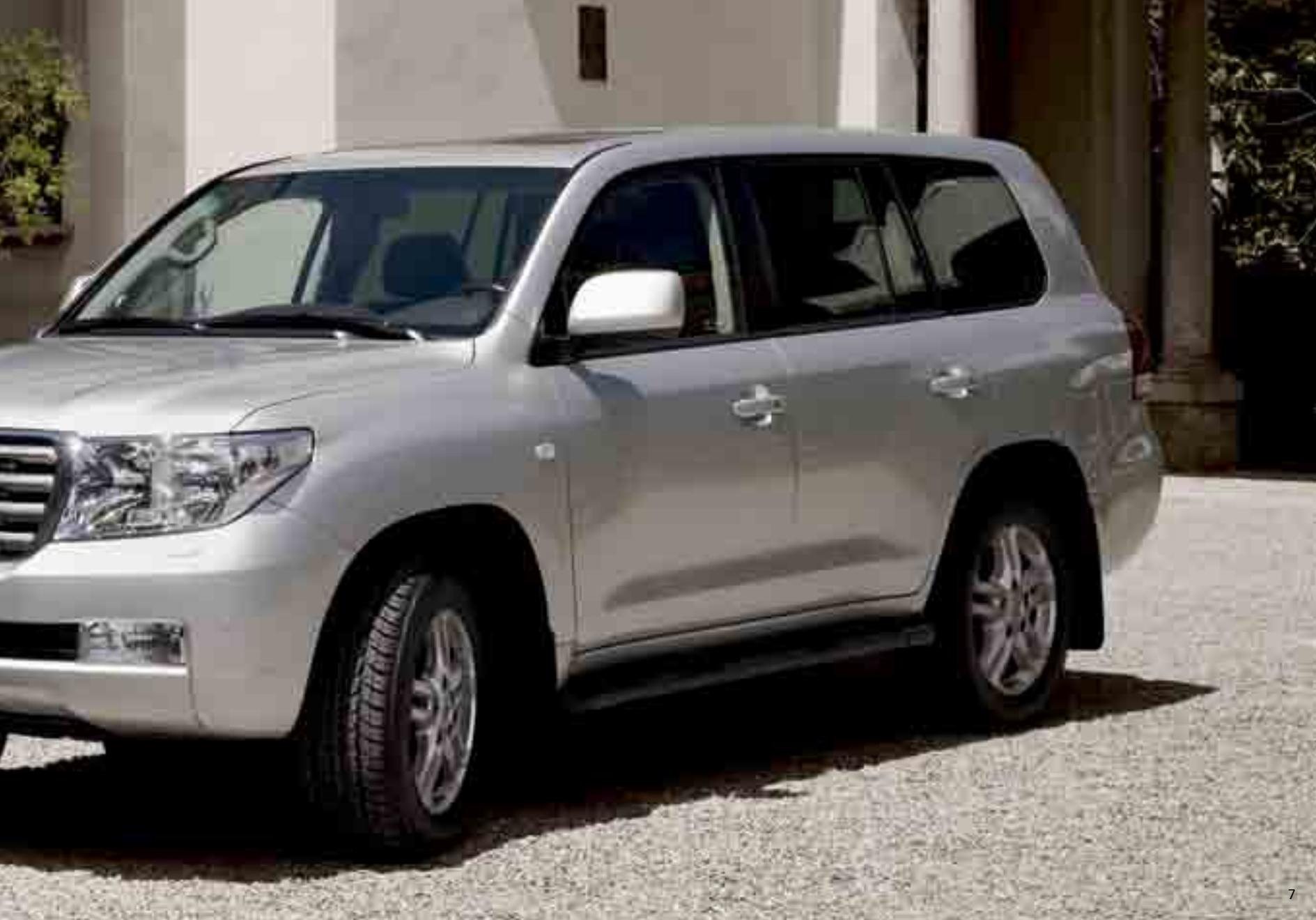TOYOTA LAND CRUISER STATION WAGON V8 - L'excellence sans limites. - 1