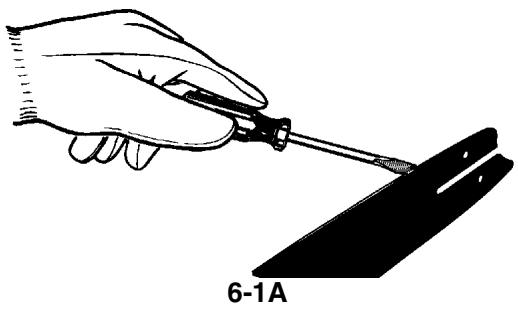 MCCULLOCH MCC1514 - TO CLEAN GUIDE BAR RAILS: - 1