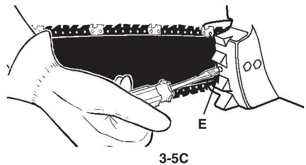 MCCULLOCH MCC1514 - PARA AJUSTAR TENSION DE LA CADENA DE CORTE: - 3