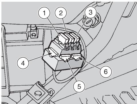 APRILIA MX 125 - INSTALACION BATERIA - 1