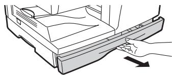 OLIVETTI D-COPIA 120/150 - LOADING THE PAPER TRAY - 1