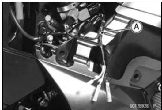 KAWASAKI ZZR 1400 - Subthrottle Sensor (Service Code 32) - 2