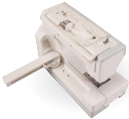 JANOME MC 11000 - Extremely wide side-to-side - 3