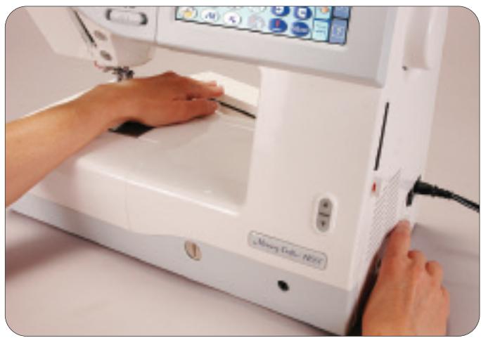 JANOME MC 11000 - Simple setup - 1