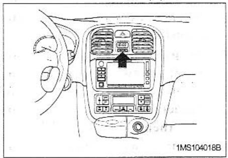 KIA MAGENTIS - INTERIOR FEATURES DIGITAL CLOCK - 1