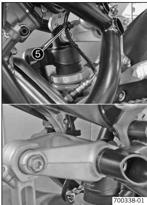 KTM 1190 RC8 - MAINTENANCE WORK ON CHASSIS AND ENGINE - 2