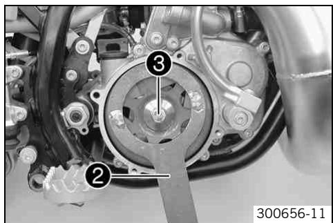 KTM 50 SX MINI - Déposer l'embrayage centrifuge - 5