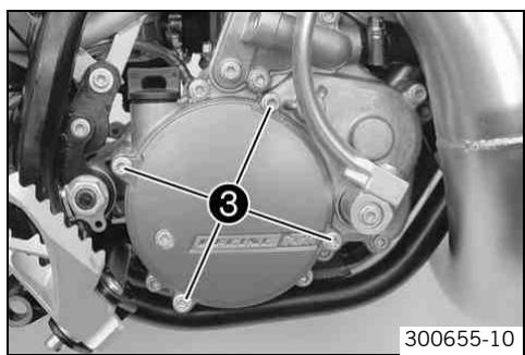 KTM 50 SX MINI - Déposer l'embrayage centrifuge - 2