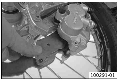 KTM 690 SMC - MAINTENANCE WORK ON CHASSIS AND ENGINE - 2