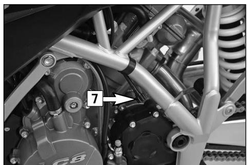 KTM 990 SUPERMOTO R - CAUTION - 3