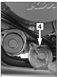 KTM 990 SUPERMOTO R - CAUTION - 4