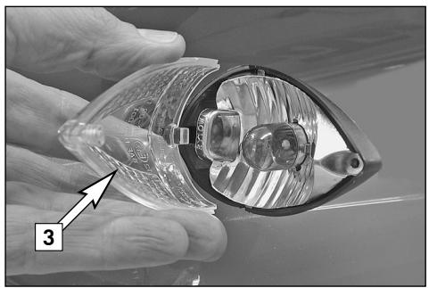 KTM 990 SUPERMOTO T - HEADLIGHT BULB: - 3