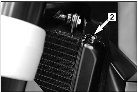 KTM 990 SUPERMOTO T - Bleeding the cooling system - 1