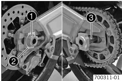 KTM 1190 RC8 EU - Déposer la roue arrête - 1