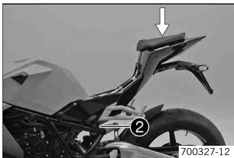 KTM 1190 RC8 JP - Régler une position d'assise plus haute : - 2