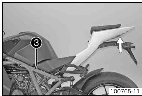 KTM 1190 RC8 R EU - Setting a higher seat position: - 5