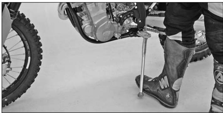 KTM 250 EXC-F SIX DAYS - CAUTION - 1