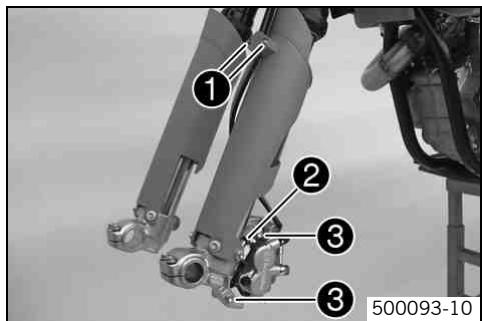 KTM 250 XC-F USA - Removing the fork legs - 1