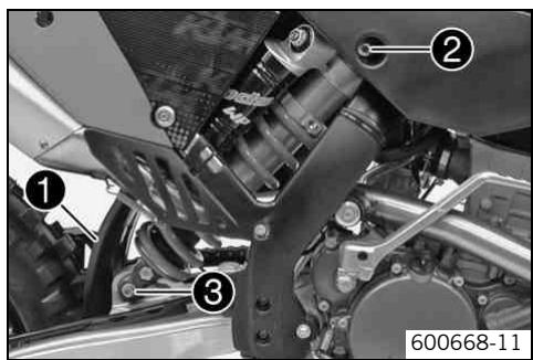 KTM 250 XC-F USA - Installing the shock absorber - 1