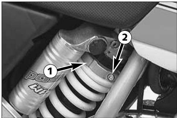 KTM 400 MXC - How to change the handlebar position - 2