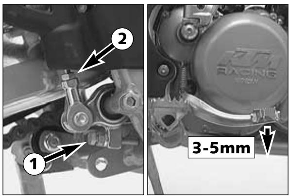 KTM 400 MXC - Replacing front brake pads * - 2