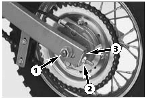 KTM 50 JR ADVENTURE - Check chain tension - 1